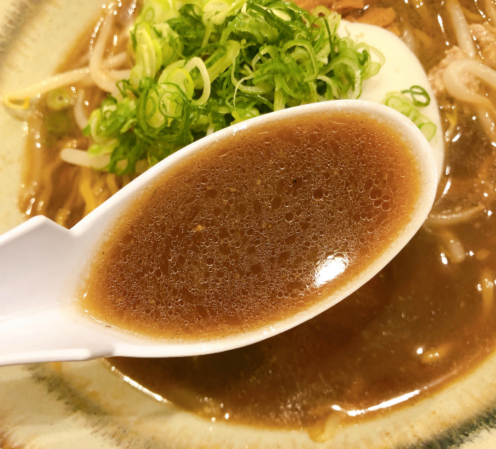 札幌麺屋 美椿 醤油 スープ