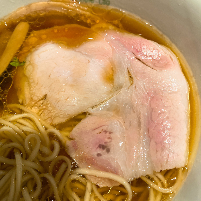 Japanese Ramen Noodle Lab Qで醤油らぁ麺 豚ロース